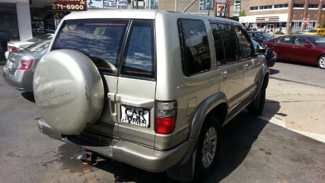 Isuzu Trooper 2001 photo 1