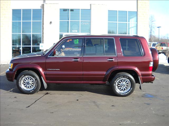 Isuzu Trooper 2001 photo 2