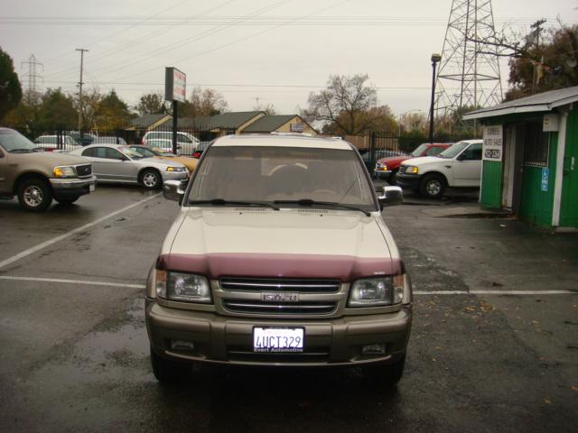 Isuzu Trooper E32 Sport Utility