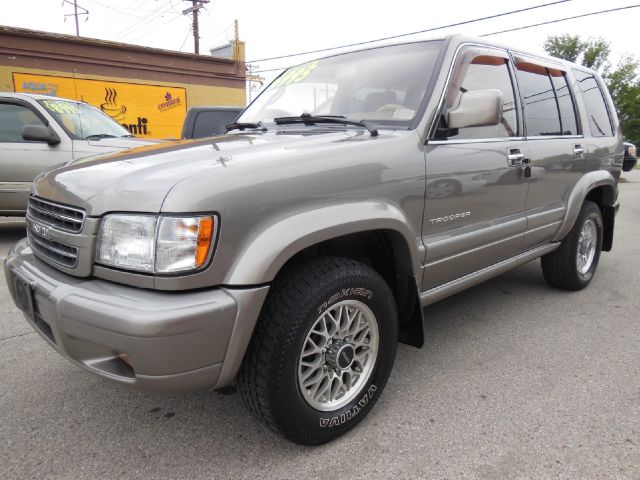 Isuzu Trooper 2001 photo 1