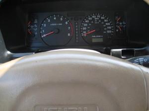 Isuzu Trooper 2001 photo 3