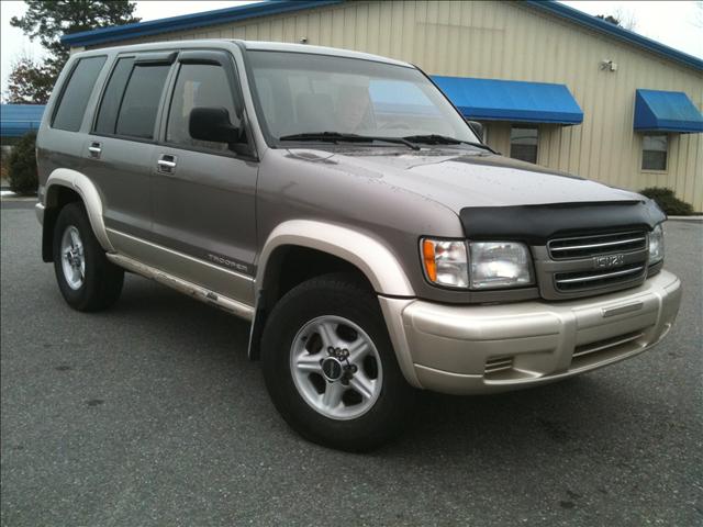 Isuzu Trooper 2001 photo 2