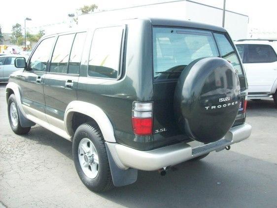 Isuzu Trooper 2002 photo 4