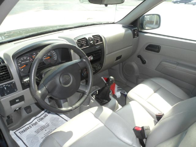 Isuzu i-280 2006 photo 10