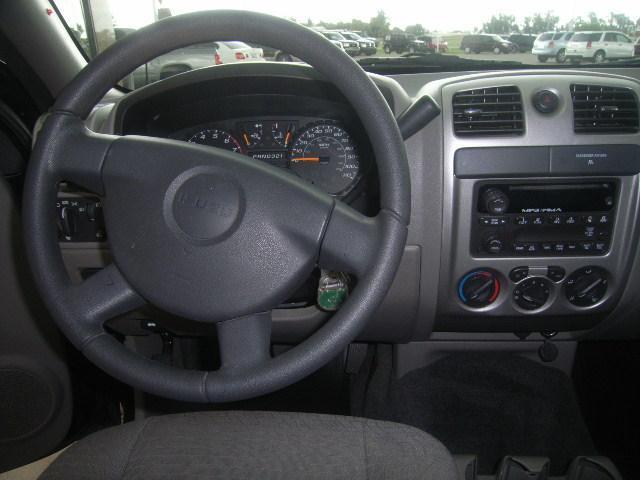 Isuzu i-290 2008 photo 2