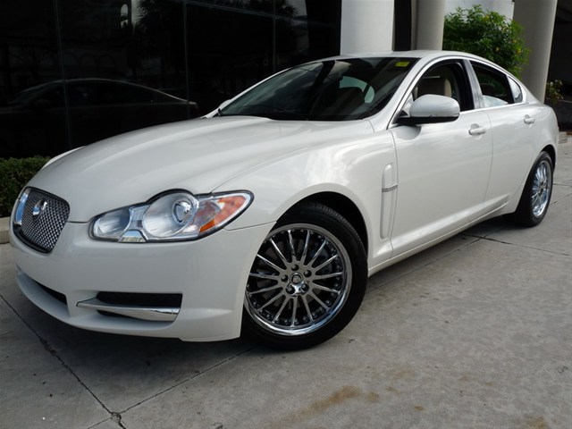 JAGUAR XF Coupe Unspecified