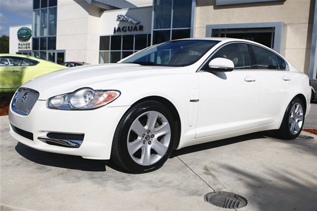 JAGUAR XF 2010 photo 1