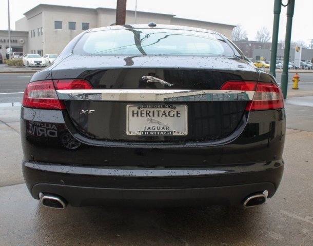 JAGUAR XF 2010 photo 4