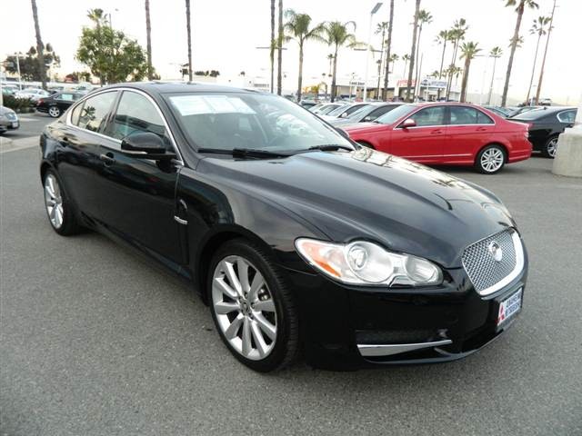 JAGUAR XF 2010 photo 1