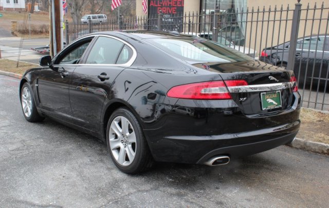 JAGUAR XF 2010 photo 3