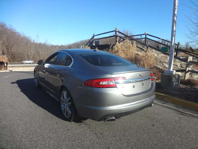 JAGUAR XF 2010 photo 1