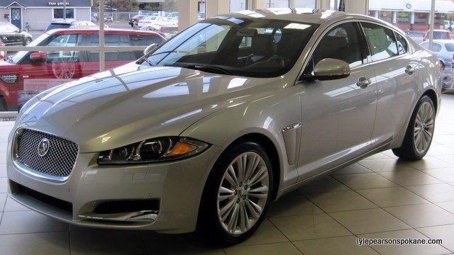 JAGUAR XF 2012 photo 4