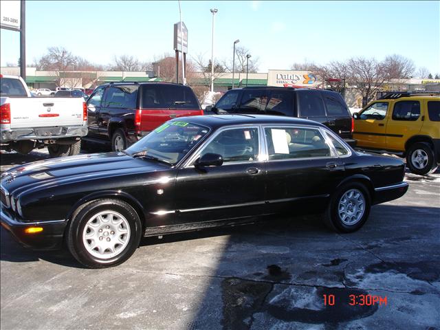 JAGUAR XJ8 1998 photo 1