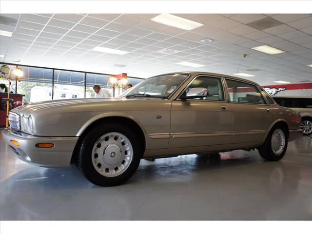 JAGUAR XJ8 1998 photo 5