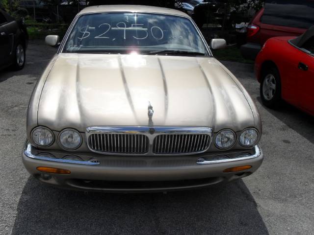 JAGUAR XJ8 3.5 Sedan