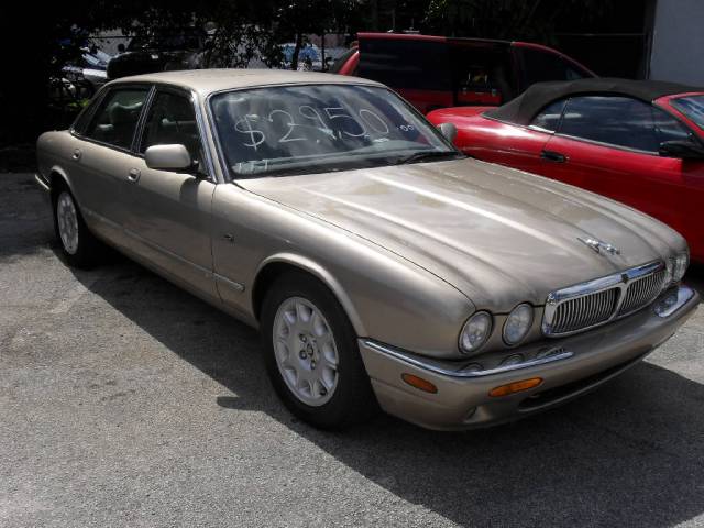 JAGUAR XJ8 1998 photo 1