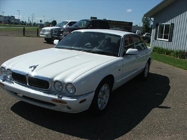 JAGUAR XJ8 3.5tl W/tech Pkg Sedan