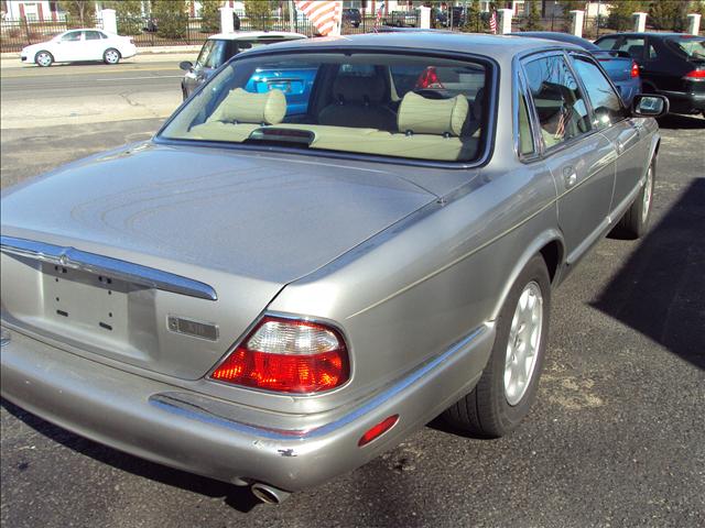 JAGUAR XJ8 1998 photo 2