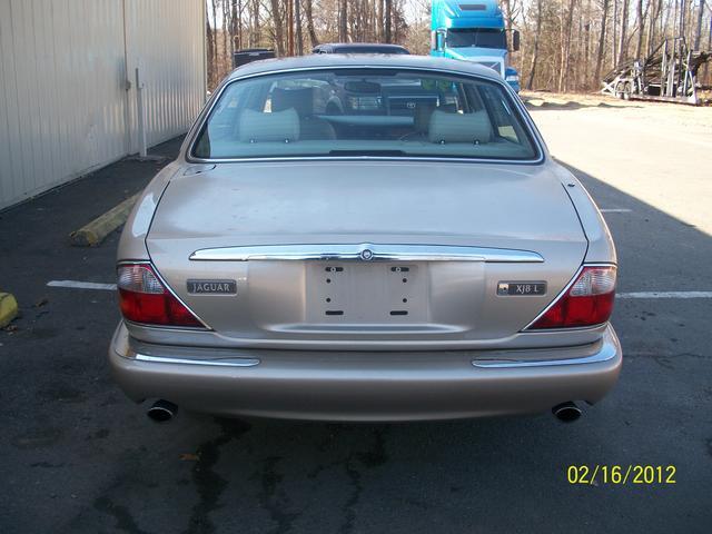 JAGUAR XJ8 1999 photo 4