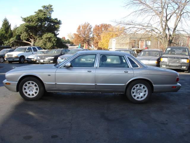 JAGUAR XJ8 Unknown Sedan