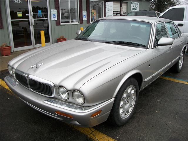 JAGUAR XJ8 1999 photo 2