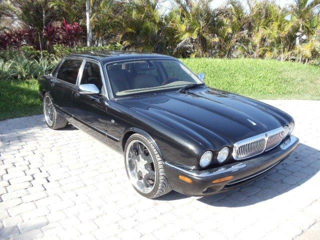 JAGUAR XJ8 Coupe Sedan