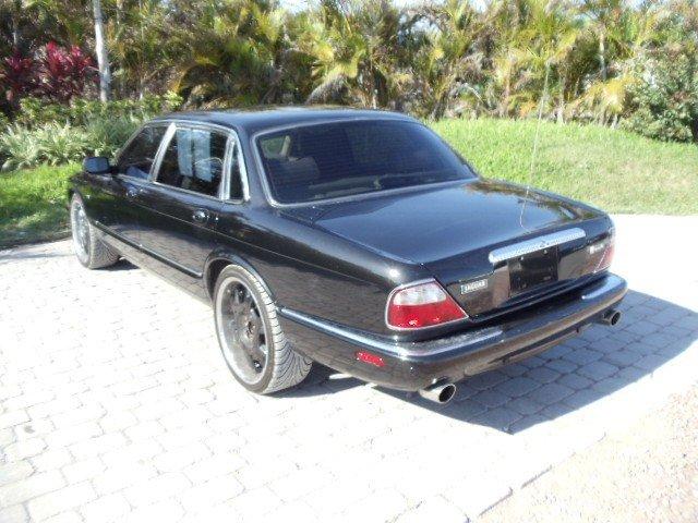 JAGUAR XJ8 2001 photo 3