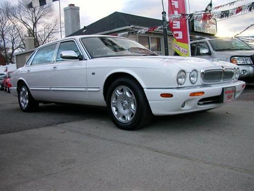 JAGUAR XJ8 LT Pickup 4D 6 1/2 Ft Other