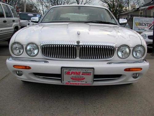 JAGUAR XJ8 2002 photo 3