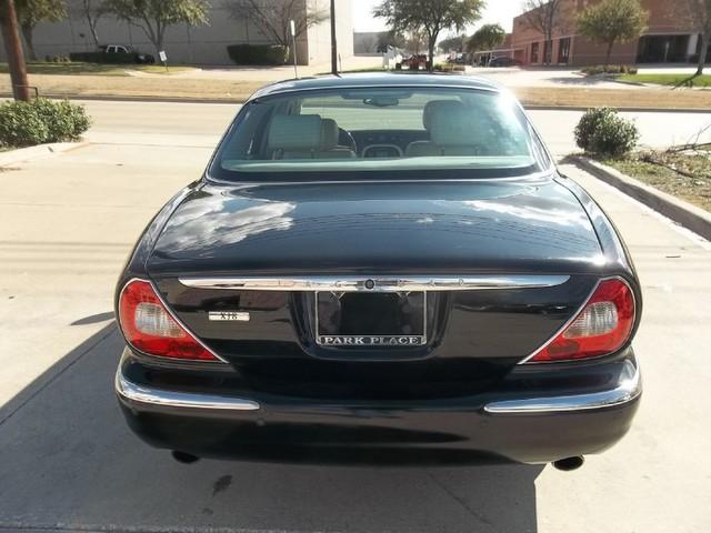 JAGUAR XJ8 2004 photo 5