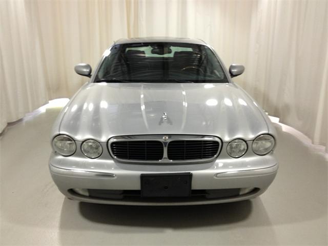 JAGUAR XJ8 2004 photo 1