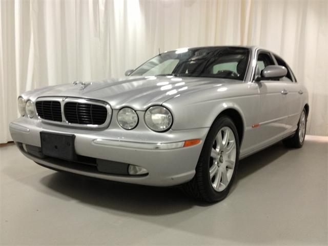 JAGUAR XJ8 2004 photo 3