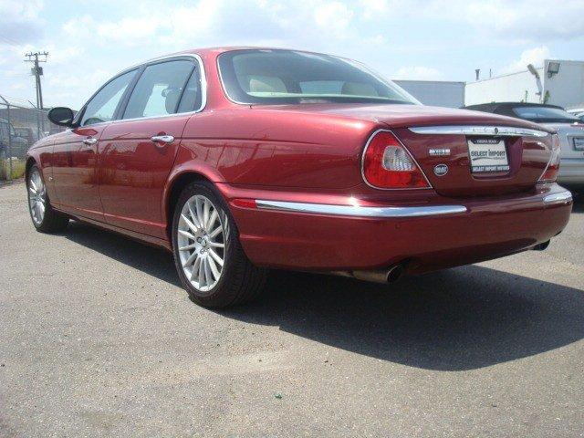 JAGUAR XJ8 2006 photo 3