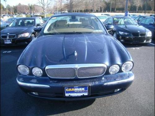 JAGUAR XJ8 2006 photo 1