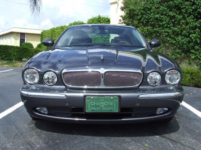 JAGUAR XJ8 2006 photo 2