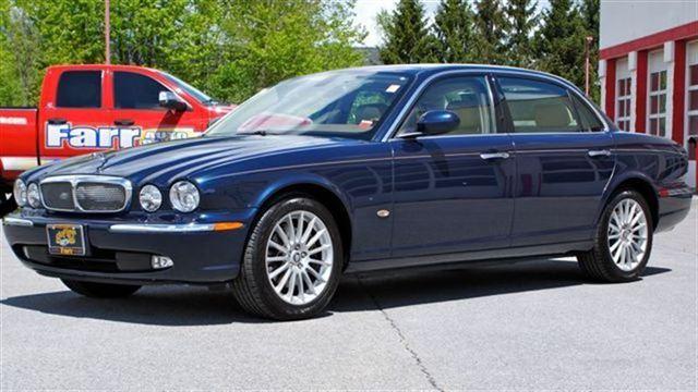 JAGUAR XJ8 2006 photo 2