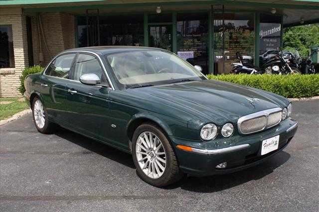 JAGUAR XJ8 2007 photo 1