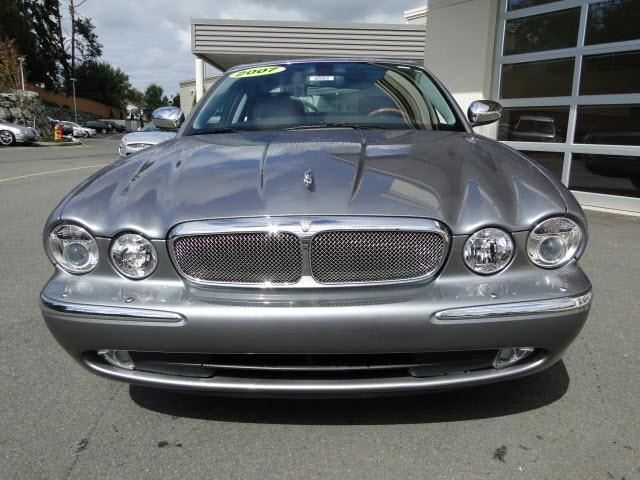 JAGUAR XJ8 2007 photo 4