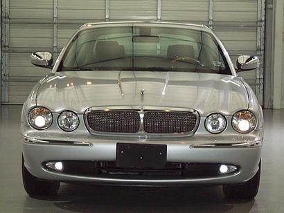 JAGUAR XJ8 2007 photo 1