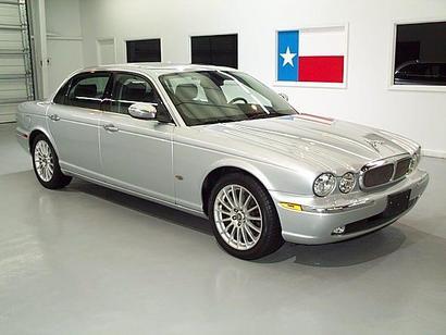 JAGUAR XJ8 2007 photo 2