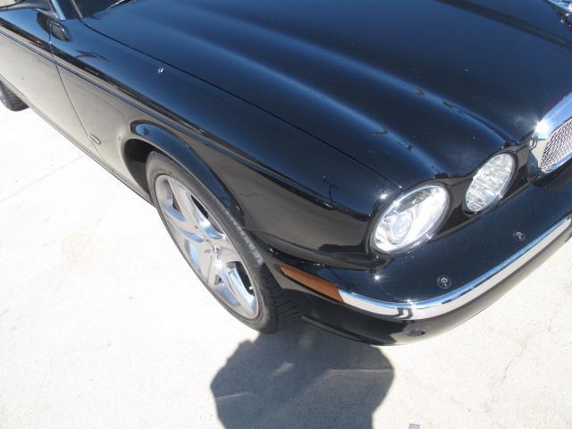 JAGUAR XJ8 2007 photo 3