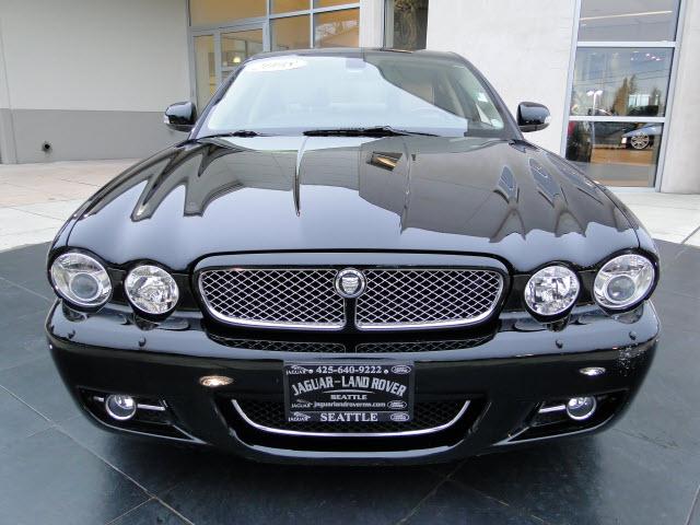 JAGUAR XJ8 2008 photo 1