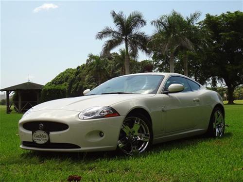 JAGUAR XK 2009 photo 2