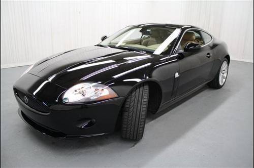 JAGUAR XK 2009 photo 2