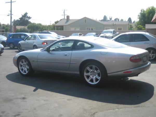 JAGUAR XK8 2000 photo 3