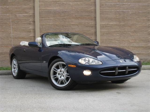 JAGUAR XK8 2001 photo 3