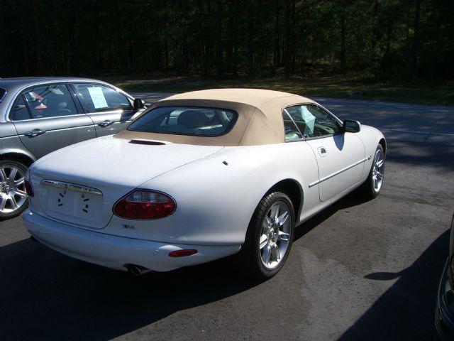 JAGUAR XK8 2001 photo 2