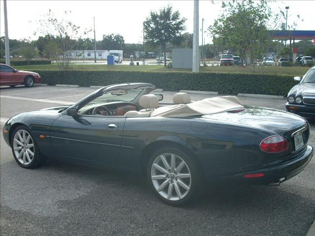 JAGUAR XK8 Base Convertible