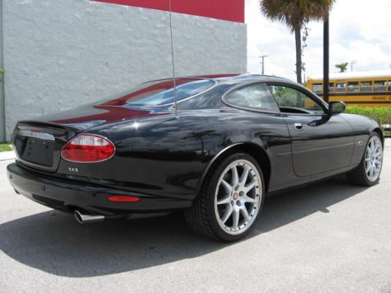 JAGUAR XKR 2002 photo 4