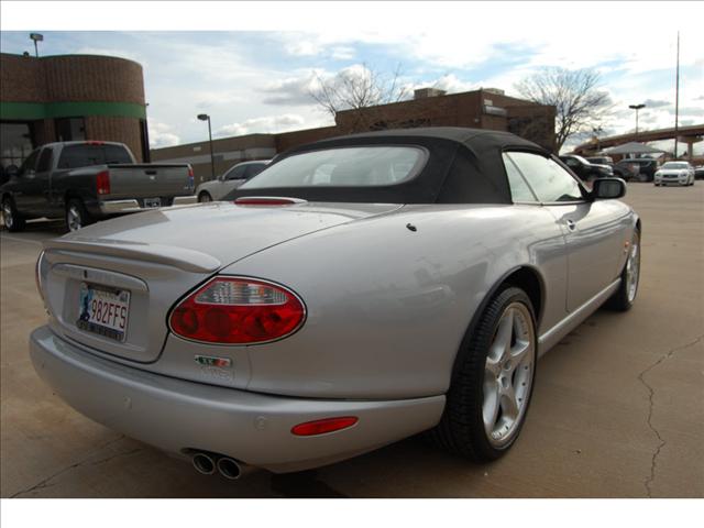 JAGUAR XKR 2006 photo 4